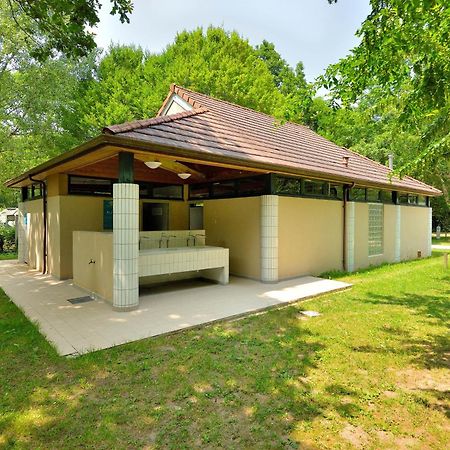 Camping Etang De La Vallee Combreux Εξωτερικό φωτογραφία